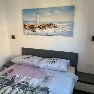 Apartman 2, Zaton